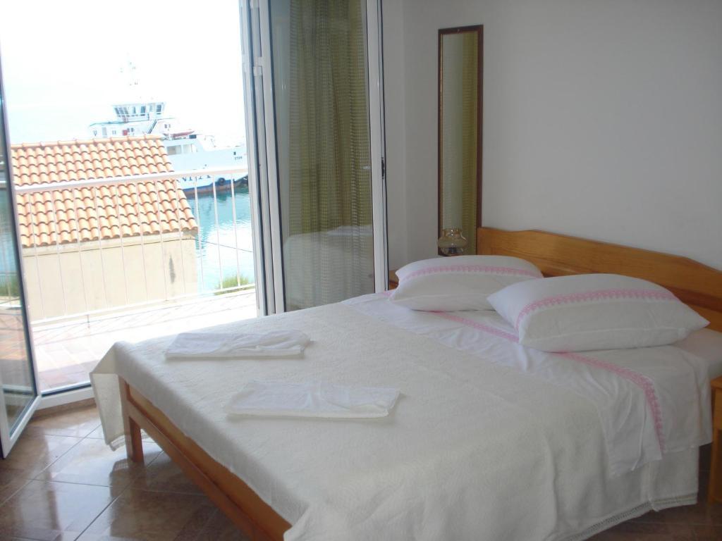 Apartments San Giorgio Sućuraj 部屋 写真